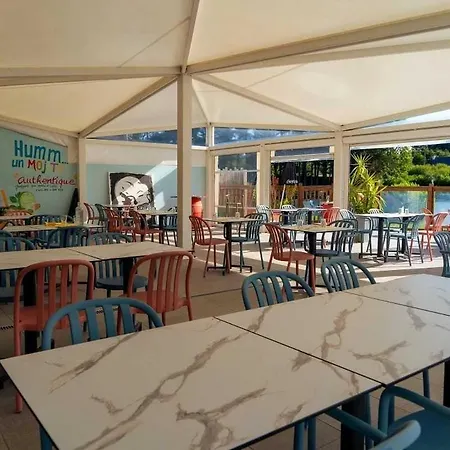 Camping 4 Etoiles - Piscine - Eeiaee La Trinité-sur-Mer Esterno foto